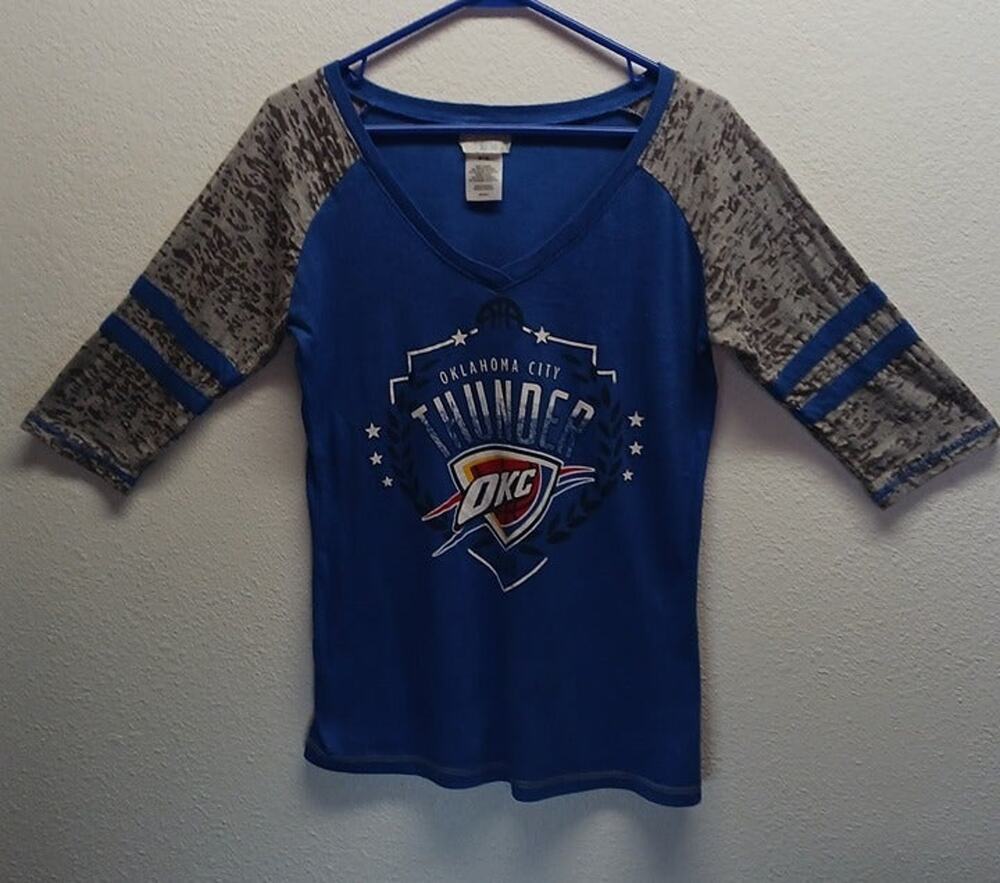 NBA OKC Thunder T-shirt l Size: M